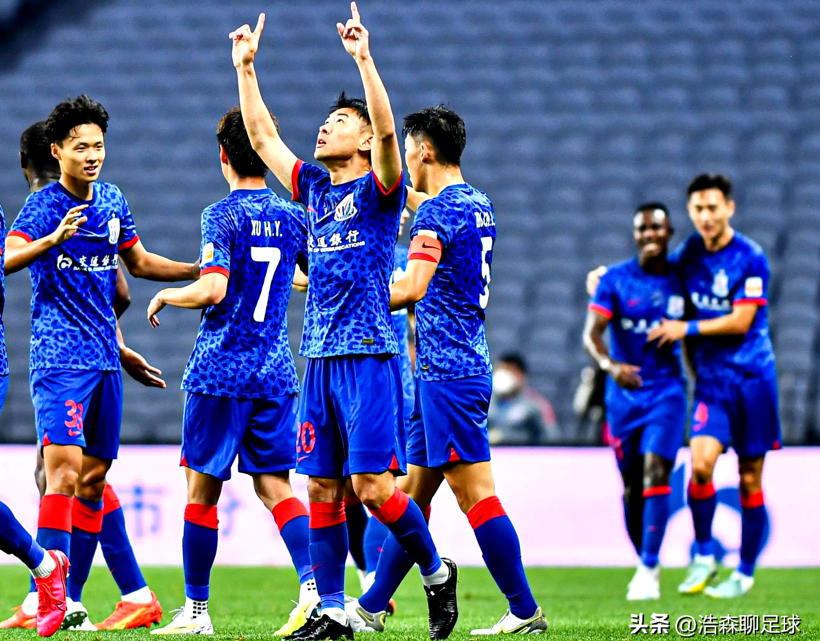 中超集结日走向成谜；利物浦止住颓势；底气十足；赛程密集仍需轮换的简单介绍